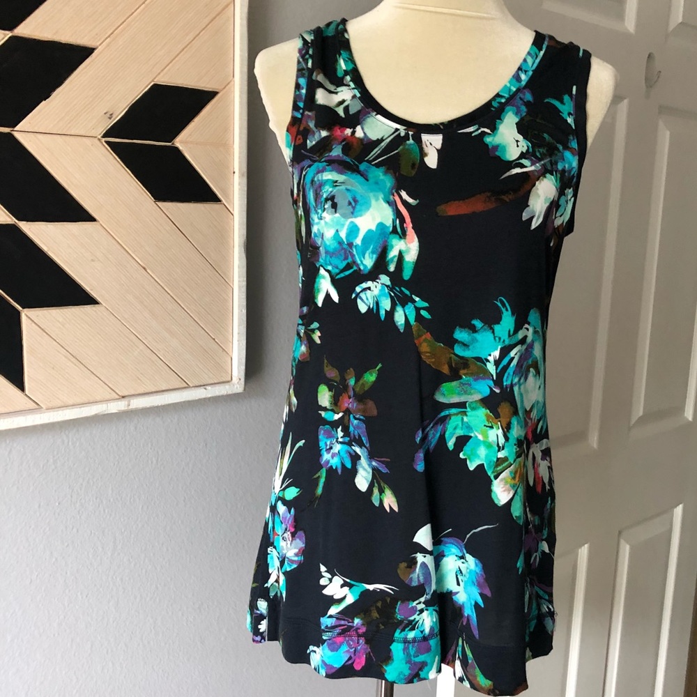 Simply Vera Tank